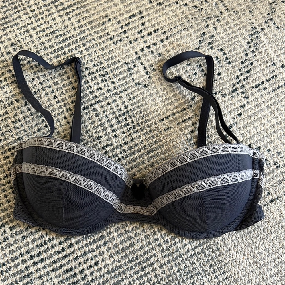 Gap bra 32B